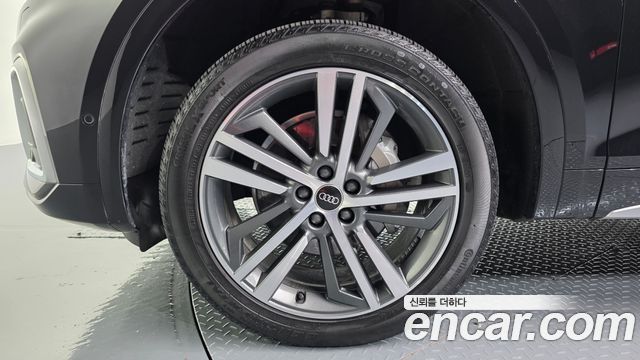 Audi Q5 2022 — photo 5