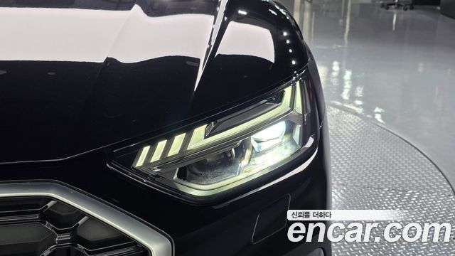 Audi Q5 2022 — photo 8