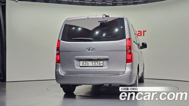 Hyundai Starex 2017 — photo 4