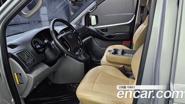 Hyundai Starex 2017 — photo 7