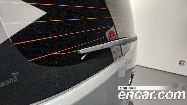 Hyundai Starex 2017 — photo 18