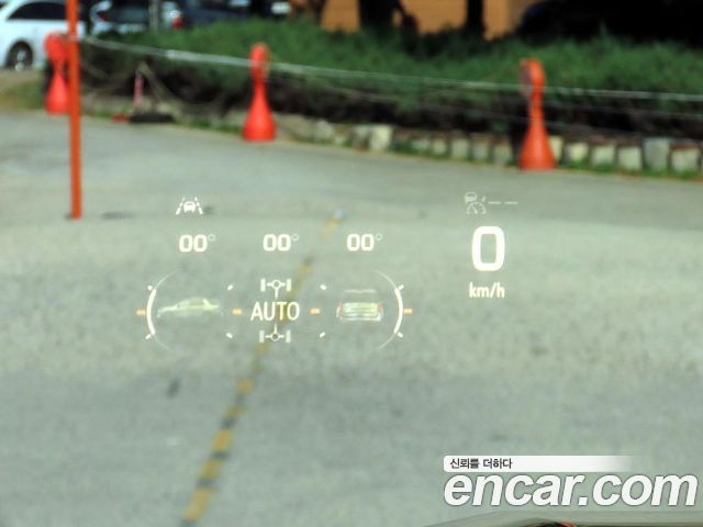 Chevrolet Korea Tahoe 2022 — photo 10