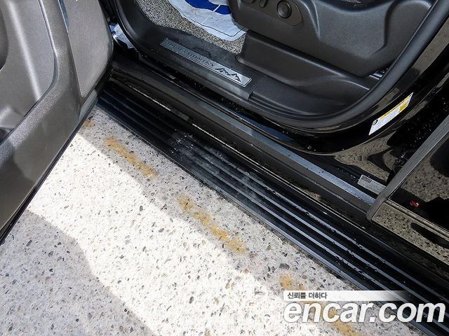 Chevrolet Korea Tahoe 2022 — photo 18