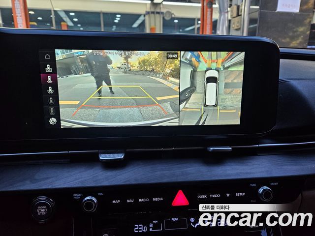 Kia Canival 2021 — photo 15