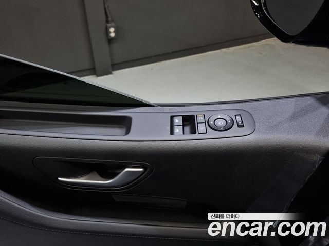 Hyundai Staria 2027 — photo 7