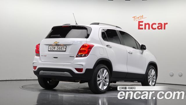 Chevrolet Korea Trax 2018 — photo 2
