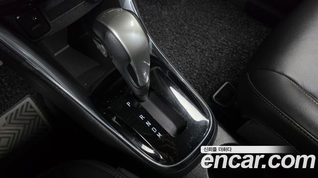 Chevrolet Korea Trax 2018 — photo 12