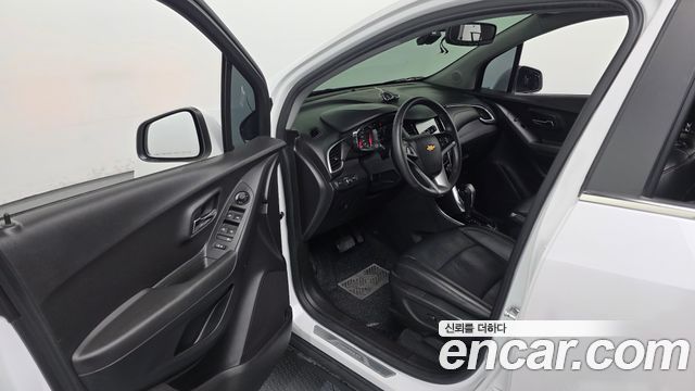 Chevrolet Korea Trax 2018 — photo 13