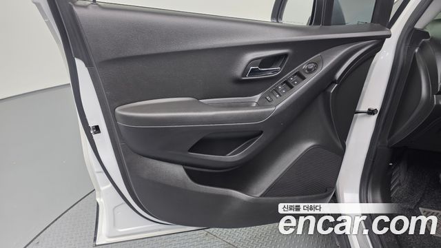 Chevrolet Korea Trax 2018 — photo 14