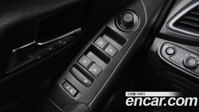 Chevrolet Korea Trax 2018 — photo 29