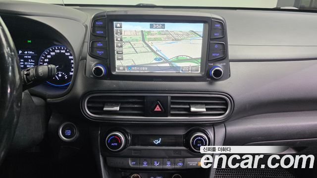 Hyundai Kona 2018 — photo 14