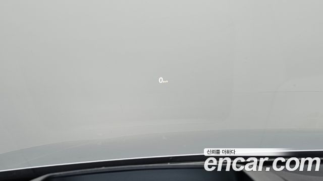 Audi A8 2015 — photo 18