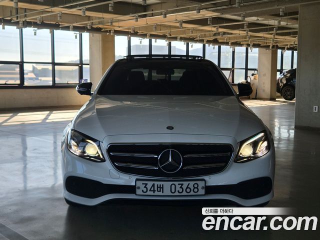 Mercedes-Benz E-Class 2017 — photo 3