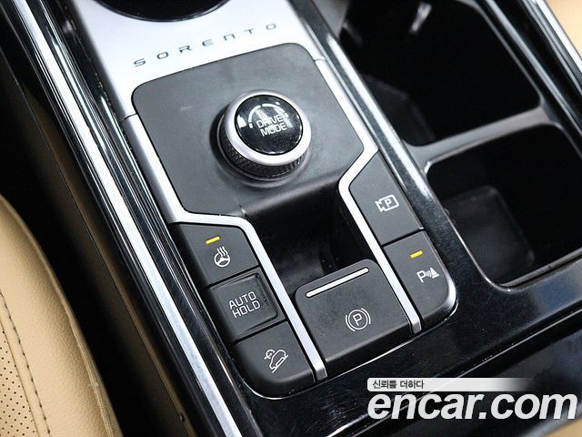 Kia Sorento 2023 — photo 11