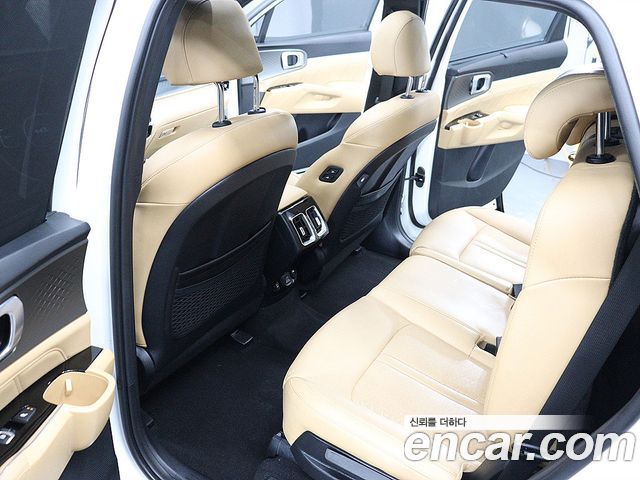 Kia Sorento 2023 — photo 15