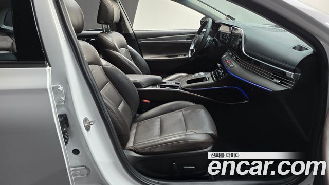 Hyundai Grandeur 2023 — photo 11