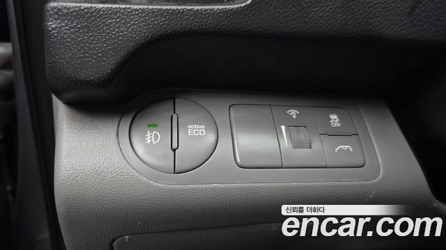 Hyundai Starex 2018 — photo 26