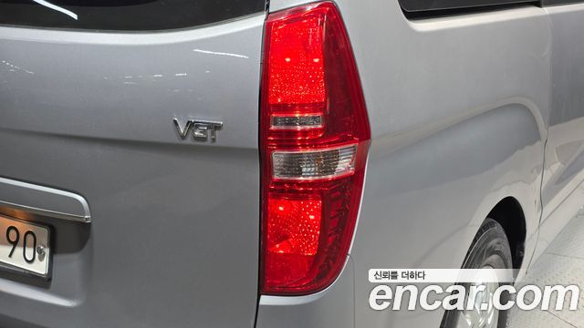 Hyundai Starex 2018 — photo 9