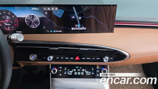 Genesis GV70 2025 — photo 15
