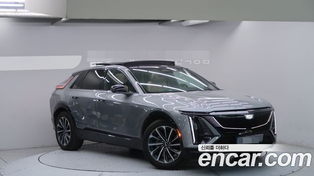 Cadillac Lyriq 2024 — photo 3