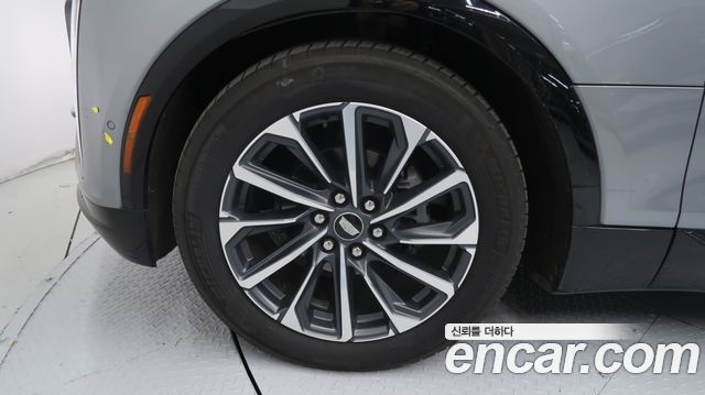 Cadillac Lyriq 2024 — photo 5