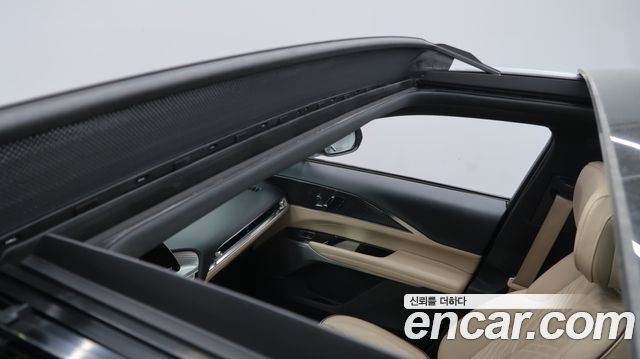 Cadillac Lyriq 2024 — photo 13