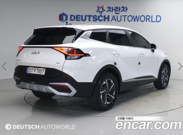 Kia Sportage 2023 — photo 2