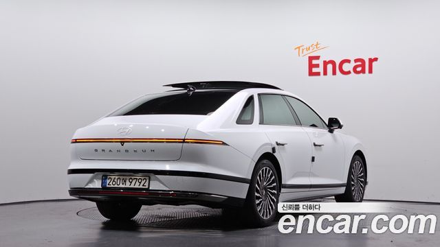 Hyundai Grandeur 2025 — photo 2