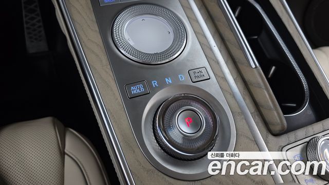 Genesis GV80 2022 — photo 9