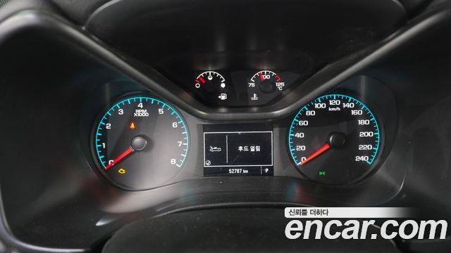 Chevrolet Korea Colorado 2021 — photo 11