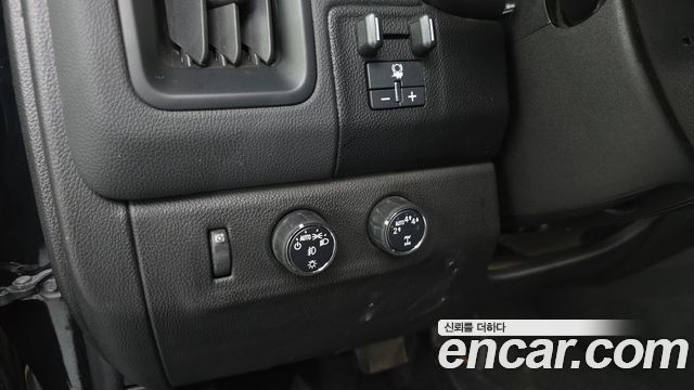 Chevrolet Korea Colorado 2021 — photo 24