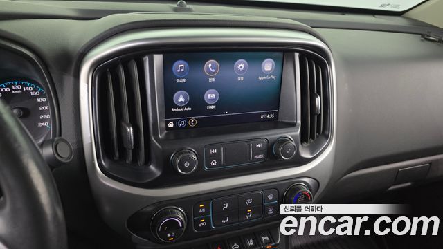 Chevrolet Korea Colorado 2021 — photo 26