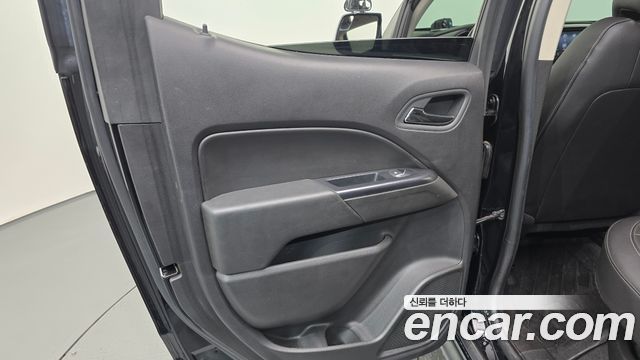 Chevrolet Korea Colorado 2021 — photo 15