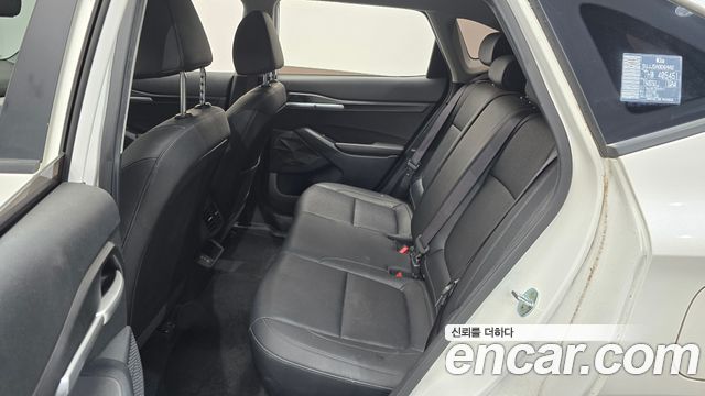 Kia Seltos 2023 — photo 18