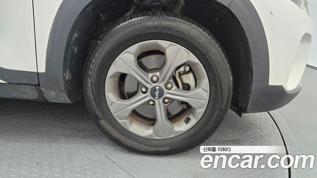 Kia Seltos 2023 — photo 7
