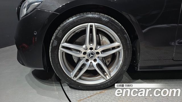 Mercedes-Benz E-Class 2019 — photo 5