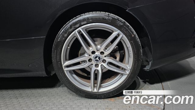 Mercedes-Benz E-Class 2019 — photo 7