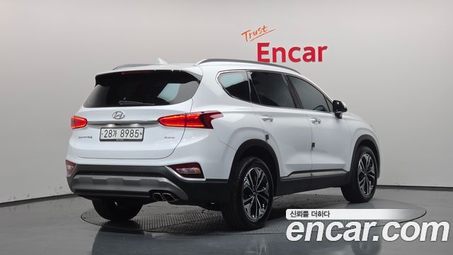Hyundai Santafe 2019 — photo 2