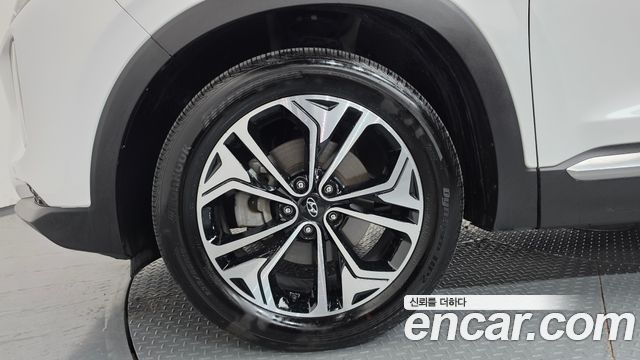 Hyundai Santafe 2019 — photo 5