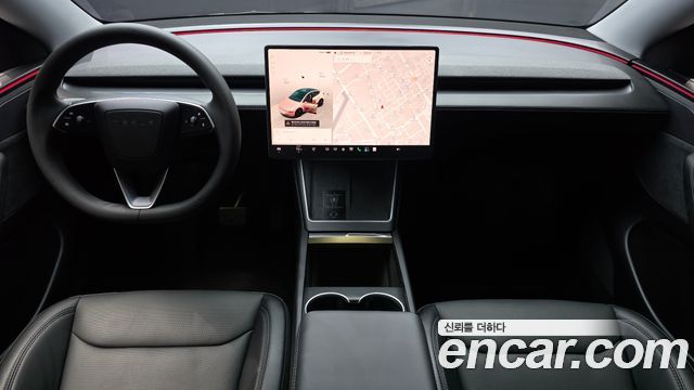Tesla Model Y 2025 — photo 10