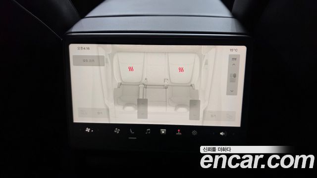 Tesla Model Y 2025 — photo 25