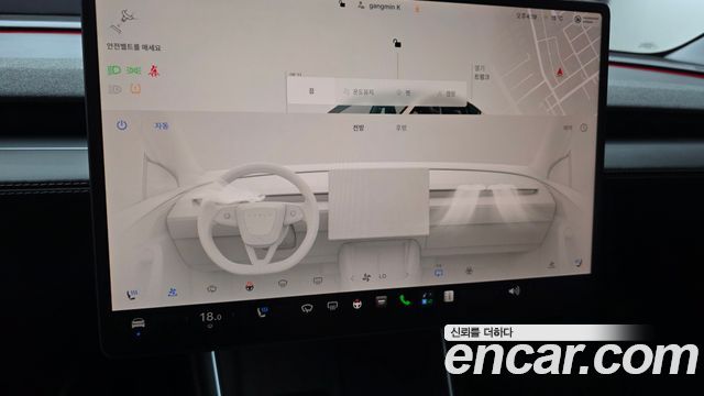 Tesla Model Y 2025 — photo 30