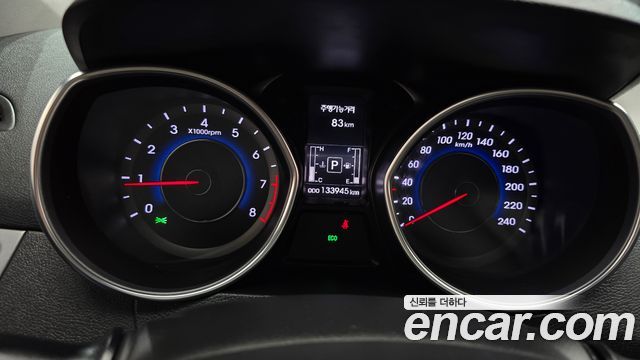 Hyundai AVANTE 2016 — photo 11