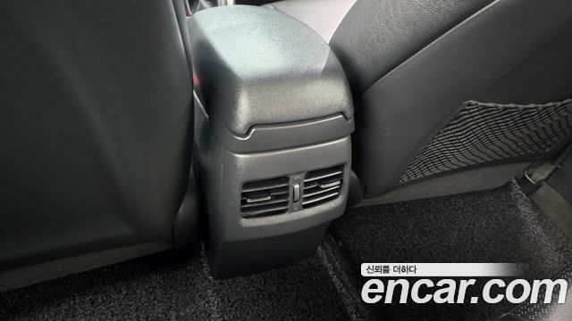 Hyundai AVANTE 2016 — photo 29