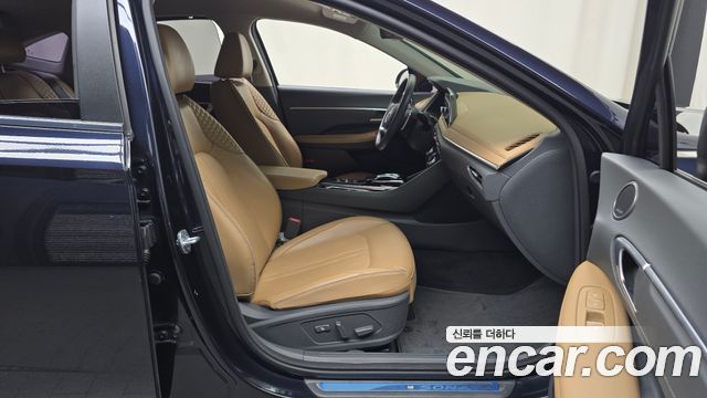 Hyundai Sonata 2020 — photo 16