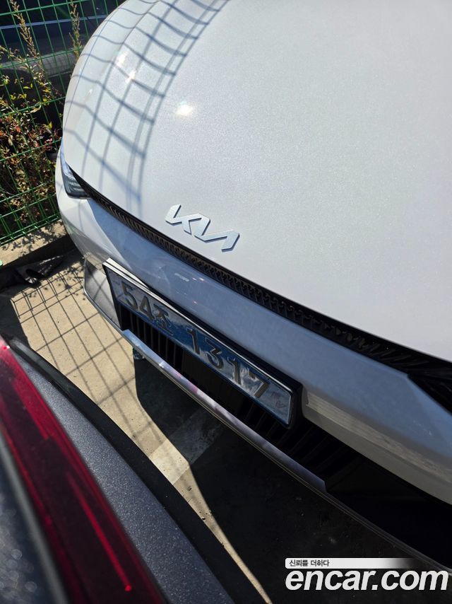 Kia EV6 2022 — photo 1