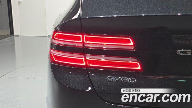Genesis GV80 2023 — photo 9