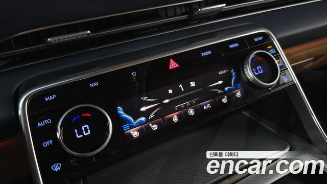 Genesis GV80 2023 — photo 28