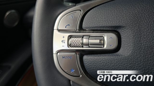 Genesis GV80 2023 — photo 32