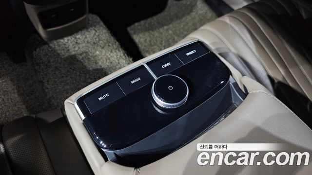 Kia K8 2023 — photo 37